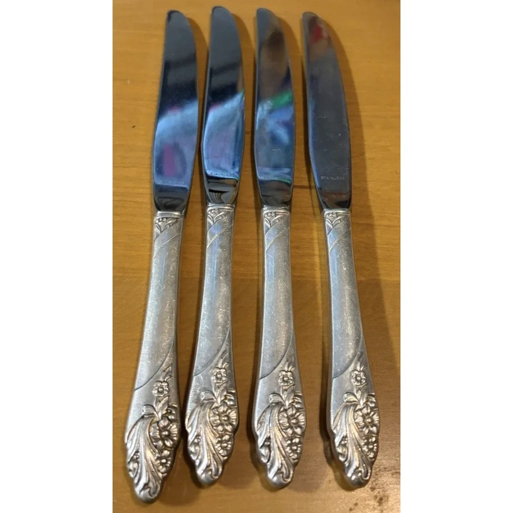 Lot 4 Oneida Community Evening Star Dinner Knives Stainless Blades Silverplate